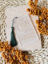 Load image into Gallery viewer, The Fantasy Reader Tarot Card Bookmark
