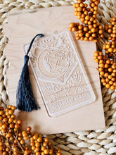 Load image into Gallery viewer, The Fantasy Reader Tarot Card Bookmark
