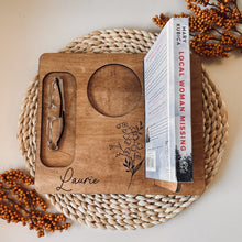 Load image into Gallery viewer, Personalized Birth Flower Book Stand

